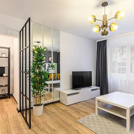 Travelers Hideout - Central Apartment Braşov Extérieur photo