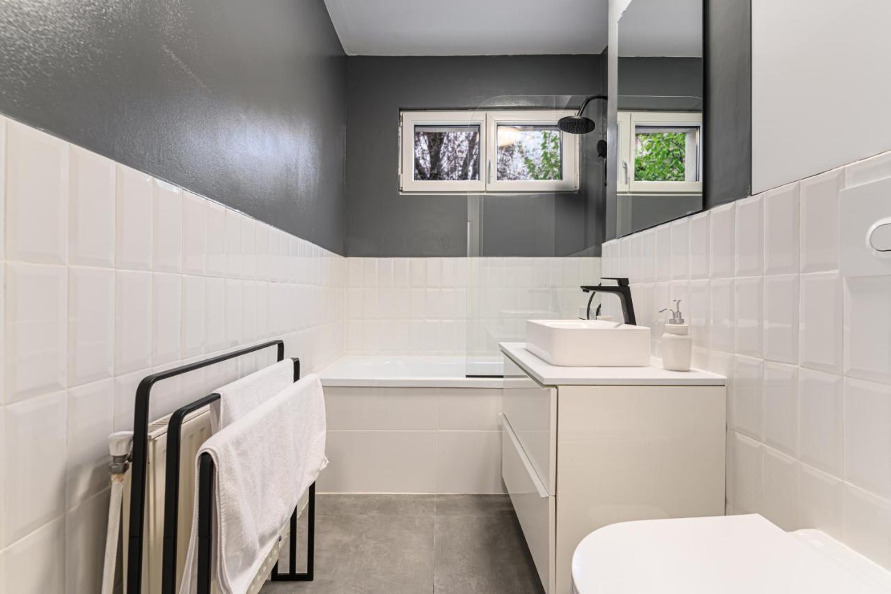 Travelers Hideout - Central Apartment Braşov Extérieur photo